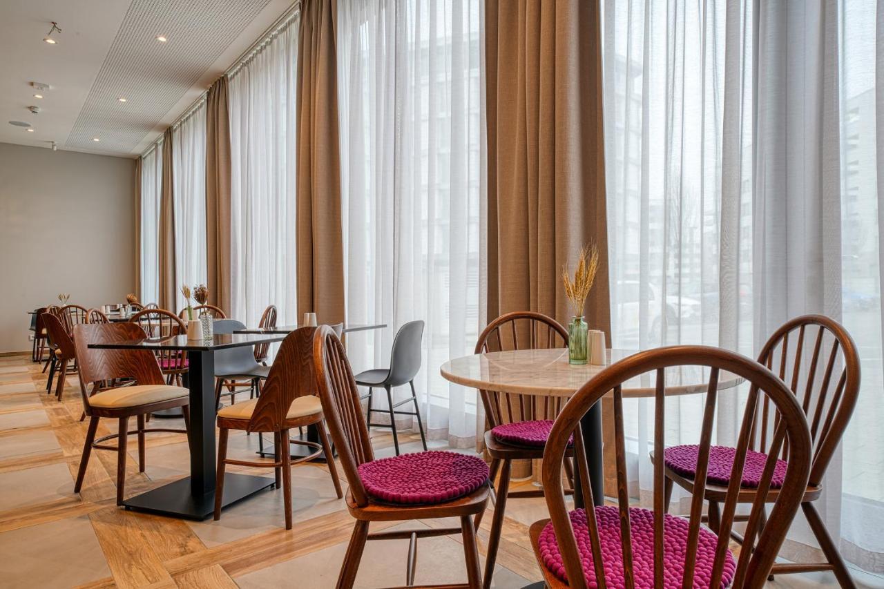 Vienna House Easy By Wyndham Freiburg City Ngoại thất bức ảnh