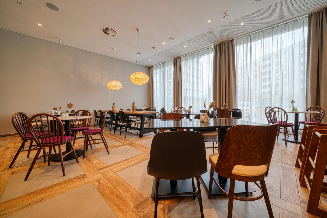 Vienna House Easy By Wyndham Freiburg City Ngoại thất bức ảnh