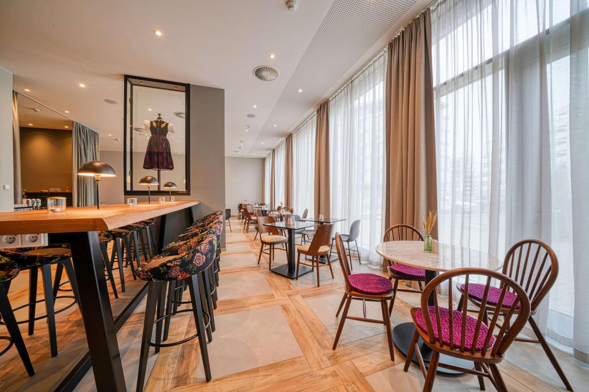 Vienna House Easy By Wyndham Freiburg City Ngoại thất bức ảnh